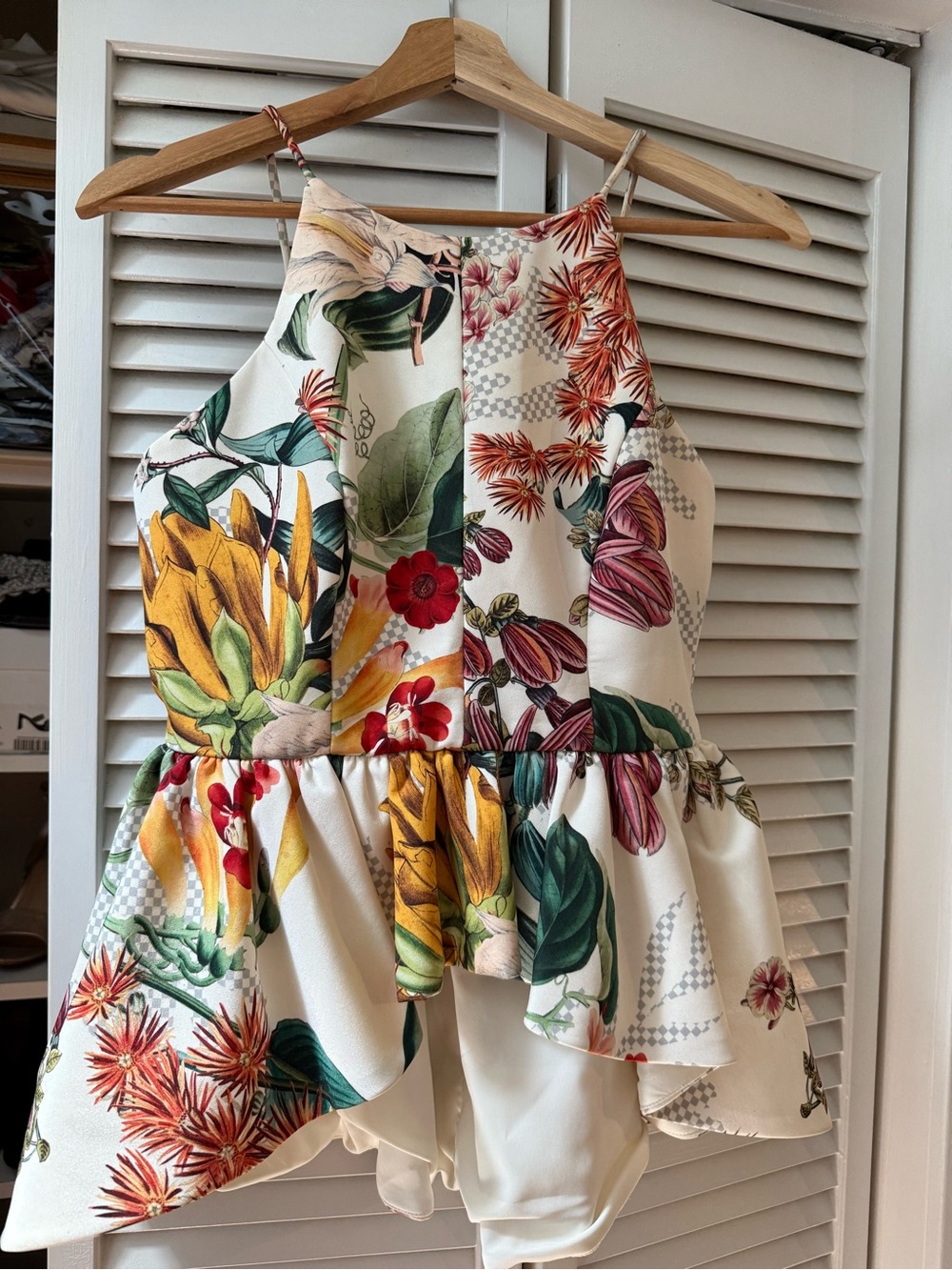 Anthropologie Cameo Dahlia Floral Botanical Halter Peplum Top in Cream